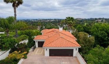 21545 Arcos Drive, Woodland Hills, California 91364, 4 Bedrooms Bedrooms, ,5 BathroomsBathrooms,Residential Lease,Rent,21545 Arcos Drive,SR24197050