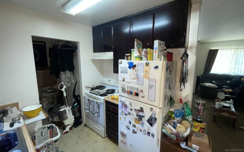 Kitchen unit 512