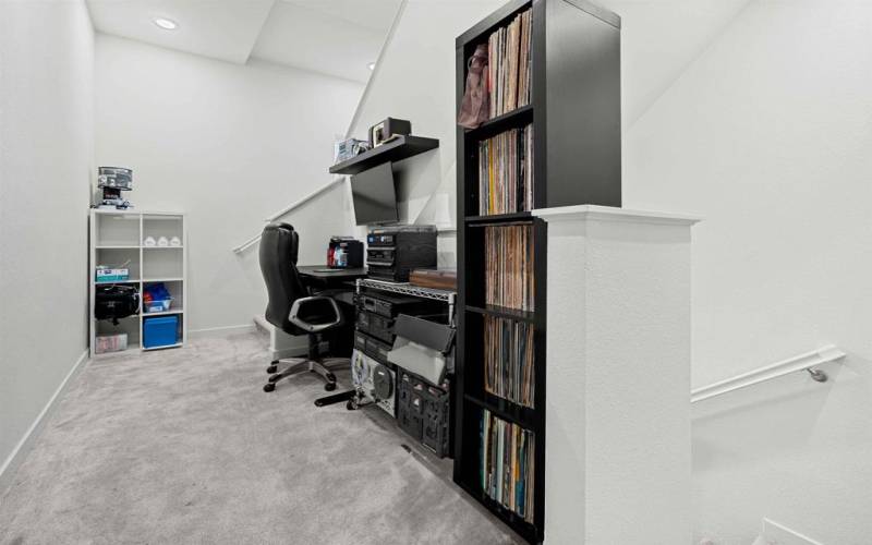 2nd Level/Floor: Study/Office