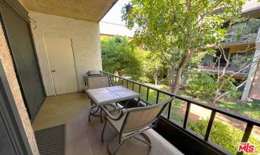 8675 Falmouth Avenue 215, Playa Del Rey, California 90293, 1 Bedroom Bedrooms, ,1 BathroomBathrooms,Residential,Buy,8675 Falmouth Avenue 215,24443069