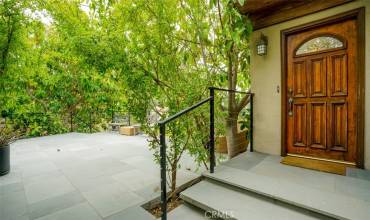 2611 Woodstock Road B, Los Angeles, California 90046, 1 Bedroom Bedrooms, ,1 BathroomBathrooms,Residential Lease,Rent,2611 Woodstock Road B,BB24196627