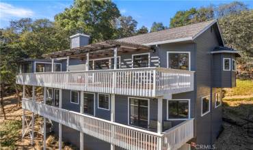 Two large decks overlooking the lake, golf course and Mt. Konocti