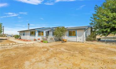 13121 Oasis Road, Pinon Hills, California 92372, 5 Bedrooms Bedrooms, ,3 BathroomsBathrooms,Residential,Buy,13121 Oasis Road,HD24177172