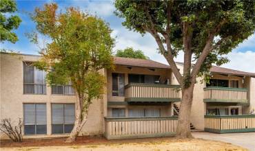 8601 International Avenue 172, Canoga Park, California 91304, 2 Bedrooms Bedrooms, ,2 BathroomsBathrooms,Residential,Buy,8601 International Avenue 172,SR24192431