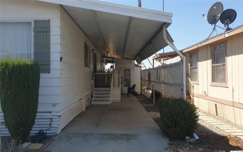 Driveway and Side Patio and Entrance