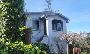 1415 E 23Rd St, Oakland, California 94606, 2 Bedrooms Bedrooms, ,1 BathroomBathrooms,Residential,Buy,1415 E 23Rd St,41052812