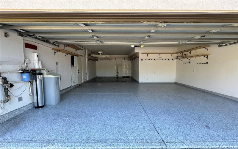 3 Car Garage/Tandem with Poxy Flooring