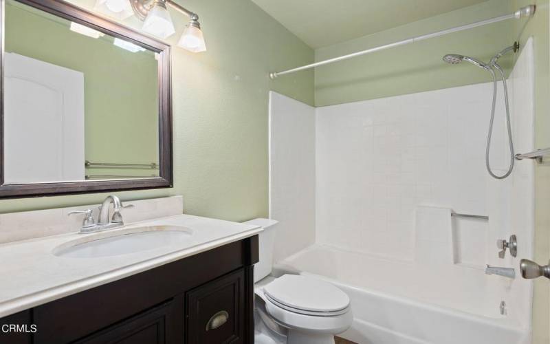 12-web-or-mls-12 - Primary Bathroom