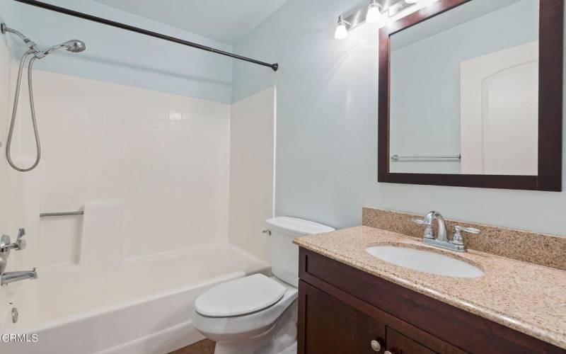 14-web-or-mls-14 - Bathroom 2