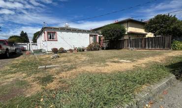 371 Bartlett Avenue, Hayward, California 94541, 2 Bedrooms Bedrooms, ,1 BathroomBathrooms,Residential,Buy,371 Bartlett Avenue,ML81981395