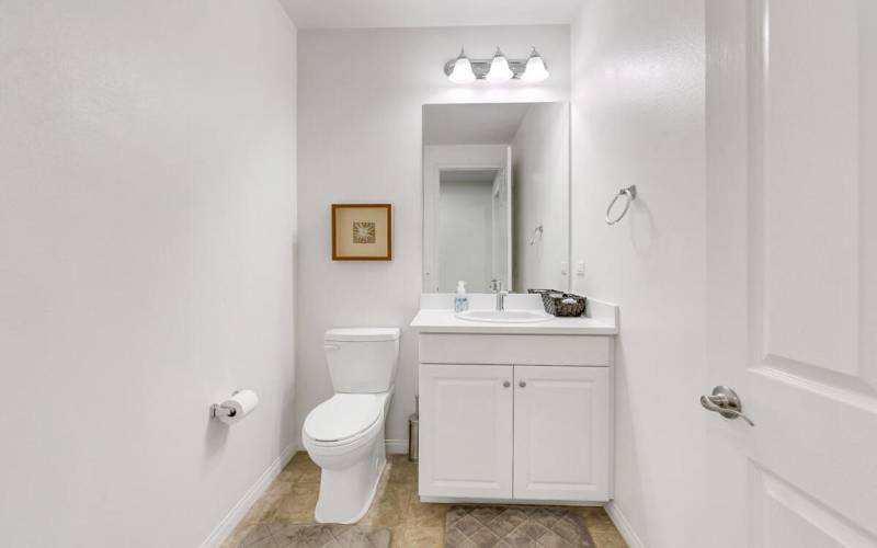 23 POWDER ROOM MLS