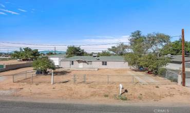 12250 Pawnee Road, Apple Valley, California 92308, 3 Bedrooms Bedrooms, ,1 BathroomBathrooms,Residential,Buy,12250 Pawnee Road,CV24197557