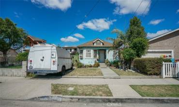 1533 E 84th Street, Los Angeles, California 90001, 3 Bedrooms Bedrooms, ,1 BathroomBathrooms,Residential Income,Buy,1533 E 84th Street,SR24198051