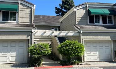 7282 Yellowtail Drive 103, Huntington Beach, California 92648, 2 Bedrooms Bedrooms, ,2 BathroomsBathrooms,Residential,Buy,7282 Yellowtail Drive 103,OC24194323