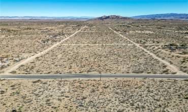 0 Avalon Avenue, Yucca Valley, California 92284, ,Land,Buy,0 Avalon Avenue,HD24198411