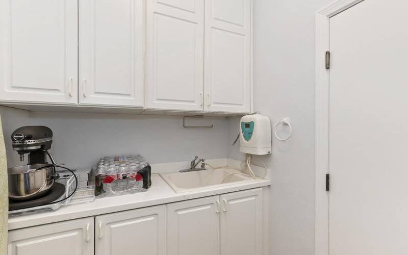 036_Laundry room