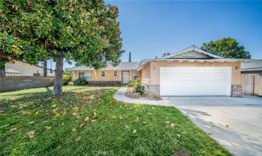 11954 Pascal Avenue, Grand Terrace, California 92313, 3 Bedrooms Bedrooms, ,2 BathroomsBathrooms,Residential,Buy,11954 Pascal Avenue,IV24198438