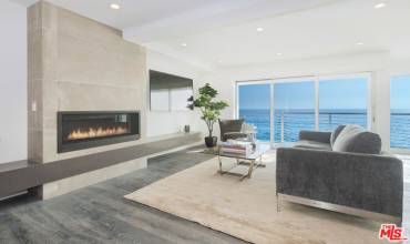 19562 PACIFIC COAST Highway, Malibu, California 90265, 3 Bedrooms Bedrooms, ,3 BathroomsBathrooms,Residential Lease,Rent,19562 PACIFIC COAST Highway,24444647