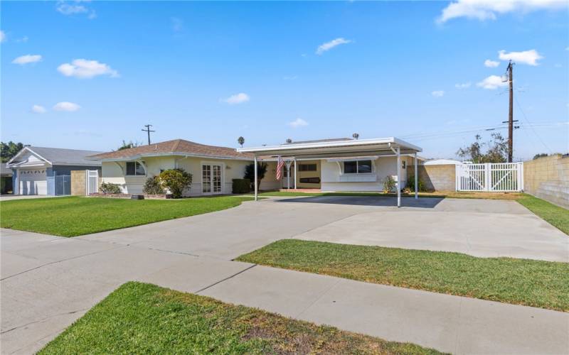  Carport & RV Parking