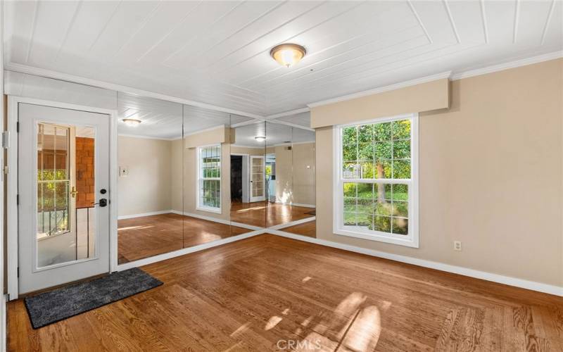 Dining Room off of Livingroom