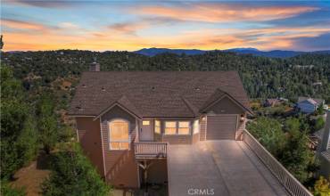 1015 Marin Lane, Lake Arrowhead, California 92352, 3 Bedrooms Bedrooms, ,2 BathroomsBathrooms,Residential,Buy,1015 Marin Lane,IG24198960