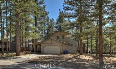 423 Pine View Drive, Big Bear City, California 92314, 3 Bedrooms Bedrooms, ,2 BathroomsBathrooms,Residential,Buy,423 Pine View Drive,SR24198298