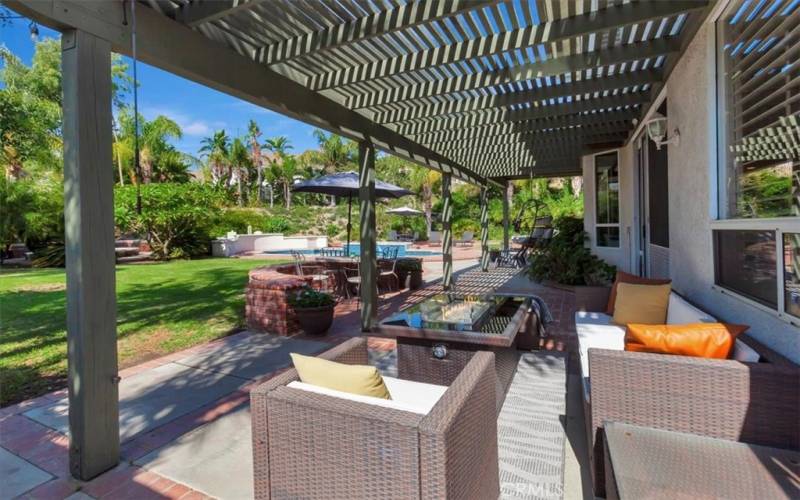 Spacious covered patio