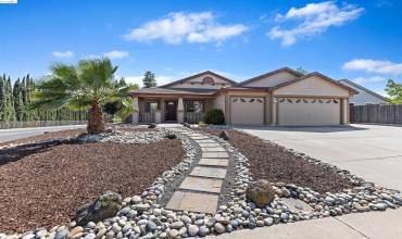 1624 Jasmine Cir, Oakley, California 94561, 4 Bedrooms Bedrooms, ,2 BathroomsBathrooms,Residential,Buy,1624 Jasmine Cir,41074248