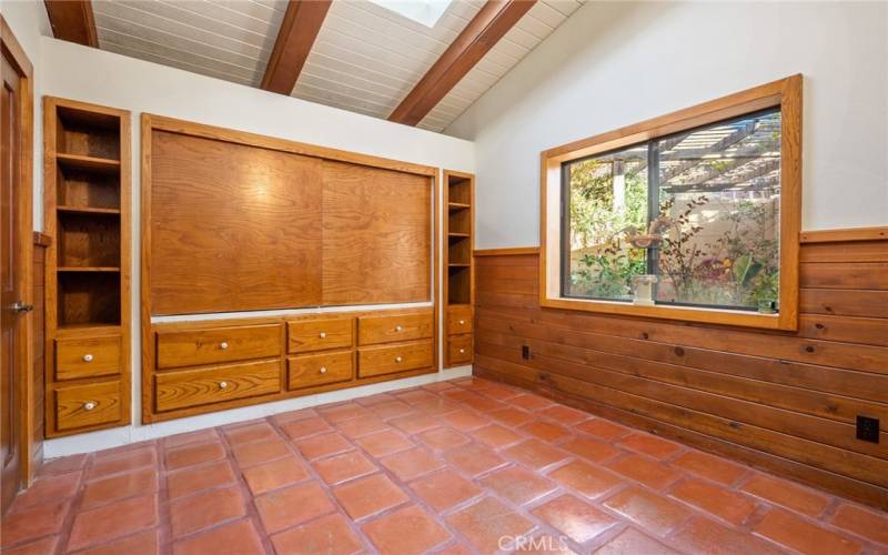 Bedroom that looks out onto the garden