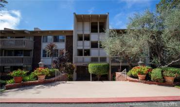 6542 Ocean Crest Drive B214, Rancho Palos Verdes, California 90275, 2 Bedrooms Bedrooms, ,2 BathroomsBathrooms,Residential,Buy,6542 Ocean Crest Drive B214,SB24198472