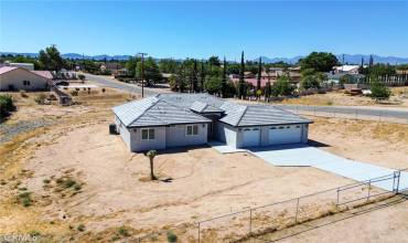 18517 Live Oak Street, Hesperia, California 92345, 4 Bedrooms Bedrooms, ,3 BathroomsBathrooms,Residential,Buy,18517 Live Oak Street,TR24190842