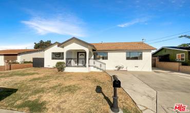 124 Thompson Avenue, Fullerton, California 92833, 3 Bedrooms Bedrooms, ,2 BathroomsBathrooms,Residential,Buy,124 Thompson Avenue,24444823