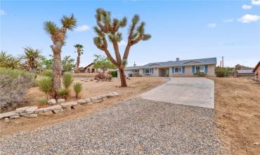 57622 Sierra Way, Yucca Valley, California 92284, 3 Bedrooms Bedrooms, ,2 BathroomsBathrooms,Residential,Buy,57622 Sierra Way,JT24198292