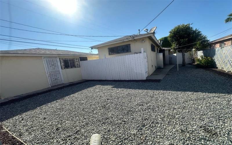 BUILDING ON THE  LEFT  A  TYRIPLE  GARAGE