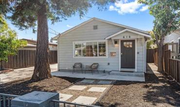 616 Douglas Avenue, Redwood City, California 94063, 2 Bedrooms Bedrooms, ,2 BathroomsBathrooms,Residential Lease,Rent,616 Douglas Avenue,ML81981552