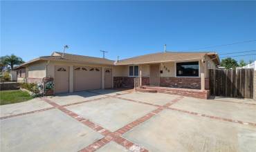 125 W 224th Place, Carson, California 90745, 3 Bedrooms Bedrooms, ,2 BathroomsBathrooms,Residential,Buy,125 W 224th Place,SB24199203