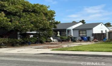 414 Gill Avenue, Port Hueneme, California 93041, 3 Bedrooms Bedrooms, ,2 BathroomsBathrooms,Residential,Buy,414 Gill Avenue,SR24199277