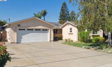 120 Flame Dr, Pacheco, California 94553, 3 Bedrooms Bedrooms, ,2 BathroomsBathrooms,Residential,Buy,120 Flame Dr,41073342