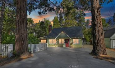 23794 Pioneer Camp Road, Crestline, California 92325, 3 Bedrooms Bedrooms, ,2 BathroomsBathrooms,Residential,Buy,23794 Pioneer Camp Road,RW24199466