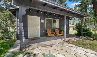 221 Angeles Boulevard, Big Bear City, California 92314, 2 Bedrooms Bedrooms, ,1 BathroomBathrooms,Residential,Buy,221 Angeles Boulevard,IG24198560