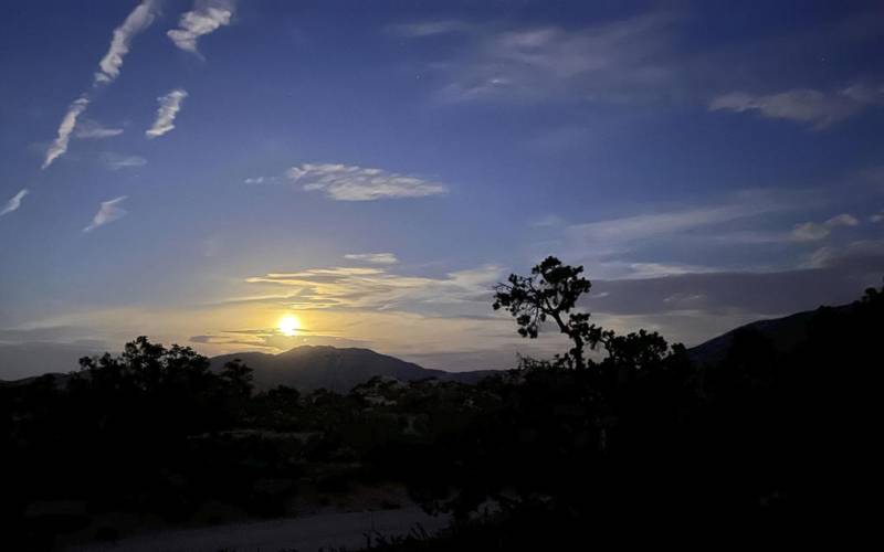 Santa Rosas South Moonrise 1a-IMG_1086