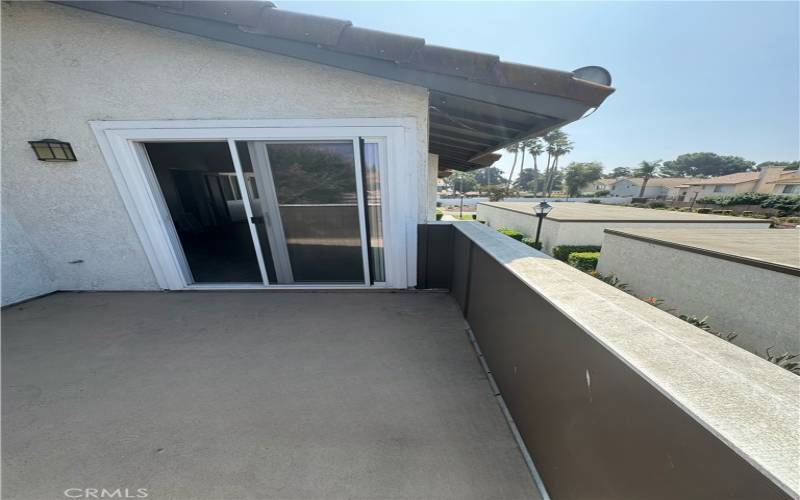 Balcony with Sliding door