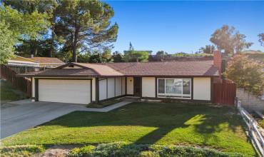 27575 Elder View Drive, Valencia, California 91354, 3 Bedrooms Bedrooms, ,1 BathroomBathrooms,Residential,Buy,27575 Elder View Drive,SR24195677