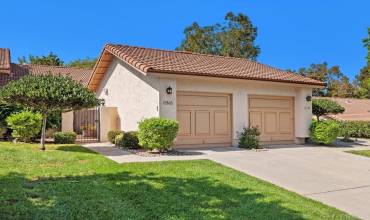 12885 Camino De La Breccia, San Diego, California 92128, 2 Bedrooms Bedrooms, ,2 BathroomsBathrooms,Residential,Buy,12885 Camino De La Breccia,NDP2408620