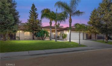 5321 Mar Grande Drive, Bakersfield, California 93307, 4 Bedrooms Bedrooms, ,2 BathroomsBathrooms,Residential,Buy,5321 Mar Grande Drive,SR24200022