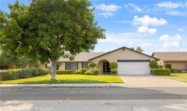 12154 Roswell Avenue, Chino, California 91710, 4 Bedrooms Bedrooms, ,2 BathroomsBathrooms,Residential,Buy,12154 Roswell Avenue,OC24193668