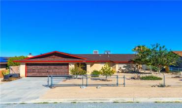 5749 Mariposa Avenue, 29 Palms, California 92277, 3 Bedrooms Bedrooms, ,2 BathroomsBathrooms,Residential,Buy,5749 Mariposa Avenue,JT24199268