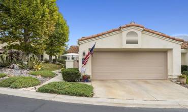 9046 Circle R Oaks Ln, Escondido, California 92026, 3 Bedrooms Bedrooms, ,2 BathroomsBathrooms,Residential,Buy,9046 Circle R Oaks Ln,NDP2408632