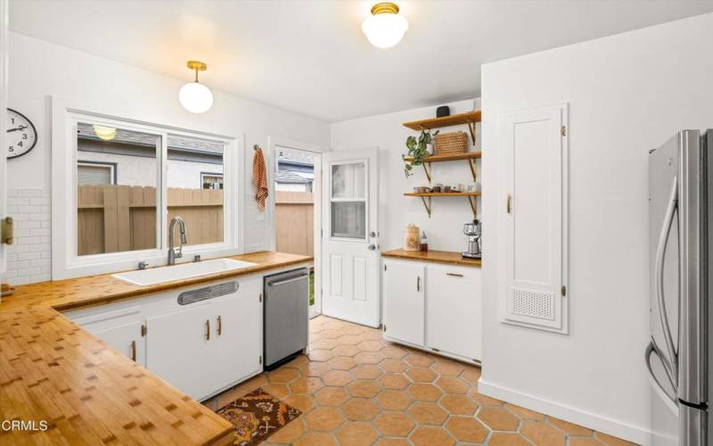 Kitchen with side yard access