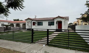 1147 E 87th Place, Los Angeles, California 90002, 4 Bedrooms Bedrooms, ,2 BathroomsBathrooms,Residential Income,Buy,1147 E 87th Place,DW24200376